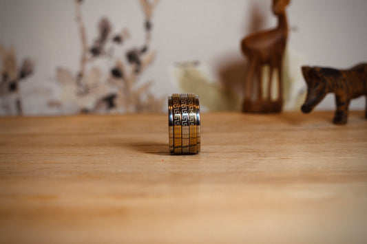 Anillos Giratorios - Geometría Dorada